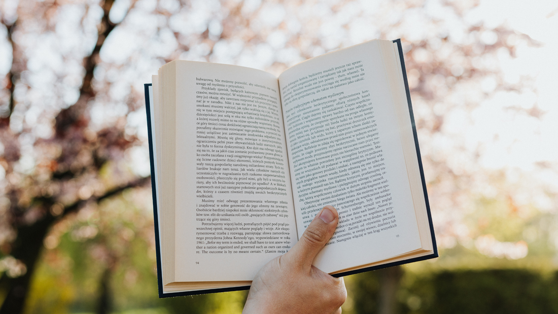 10 Books That Deserve a Custom Gold Seal | 2026 Library Trends