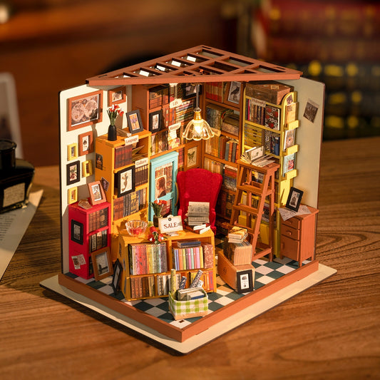 BookNook: Sam’s Study